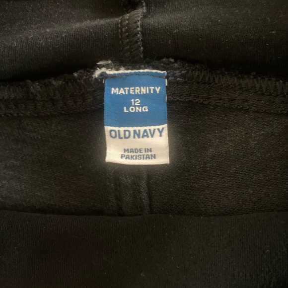 Old Navy Maternity Jeans, NWOT - Picture 6 of 6